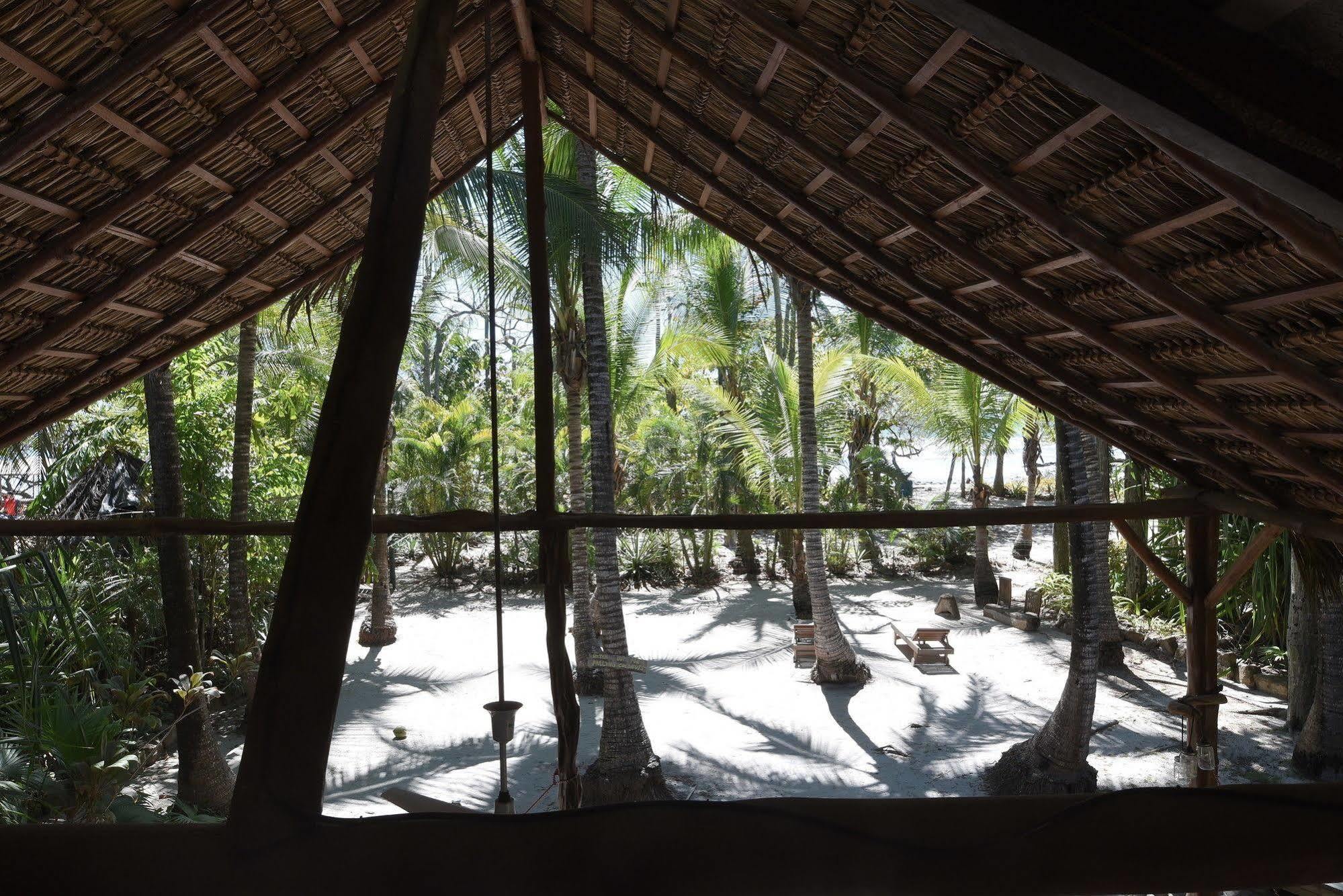 Santascabinas Playa Santa Teresa  エクステリア 写真